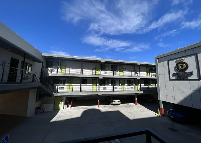 Deluxe Inn Hawthorne/ Lax