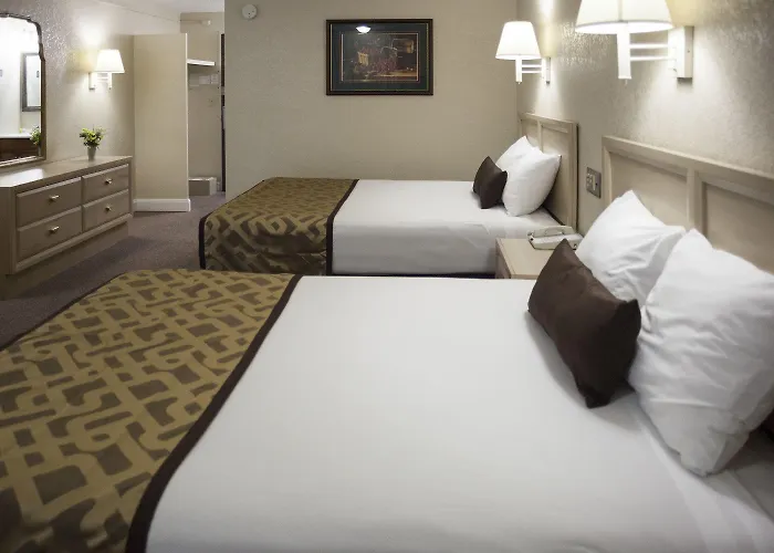Reagan Resorts Inn (Adults Only)