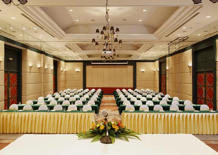 Centara Hotel Hat Yai