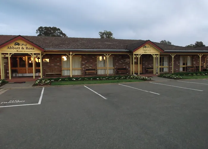 Quality Inn Carriage House