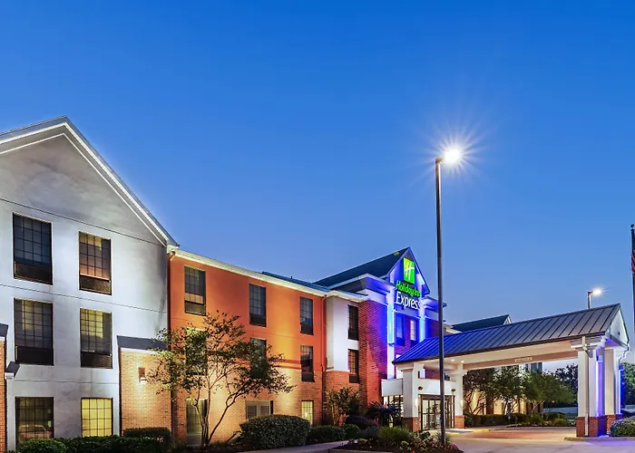 Holiday Inn Express & Suites Sulphur - Lake Charles By Ihg