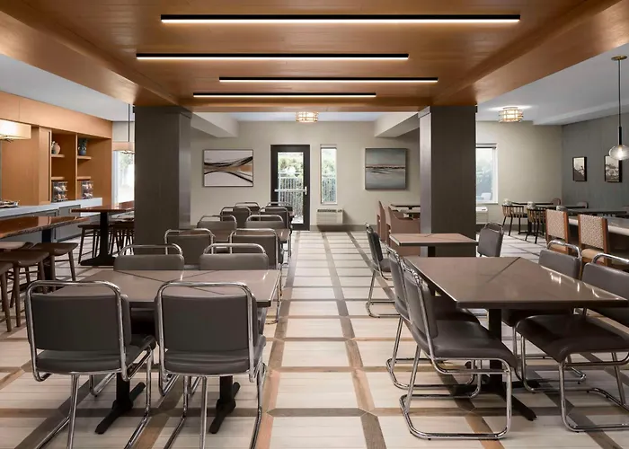 Doubletree By Hilton Hotel Salem, Oregon
