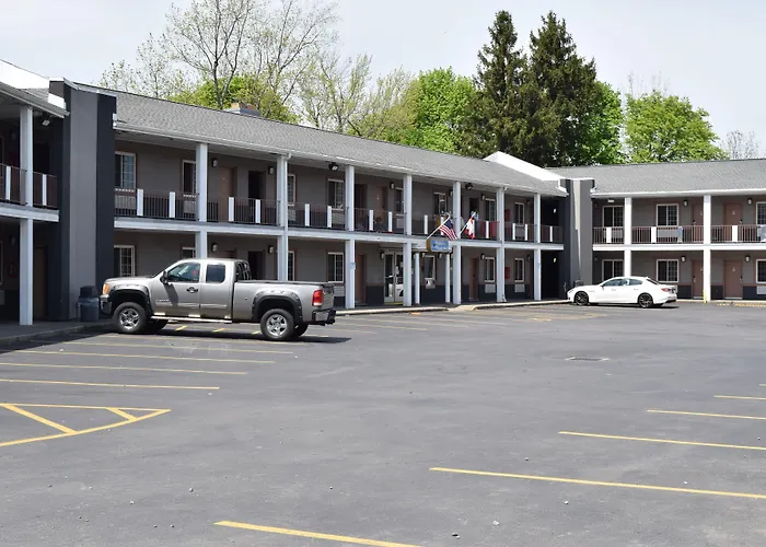 University Manor Inn