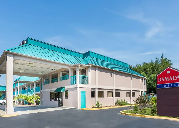 Baymont By Wyndham Biloxi - Ocean Springs