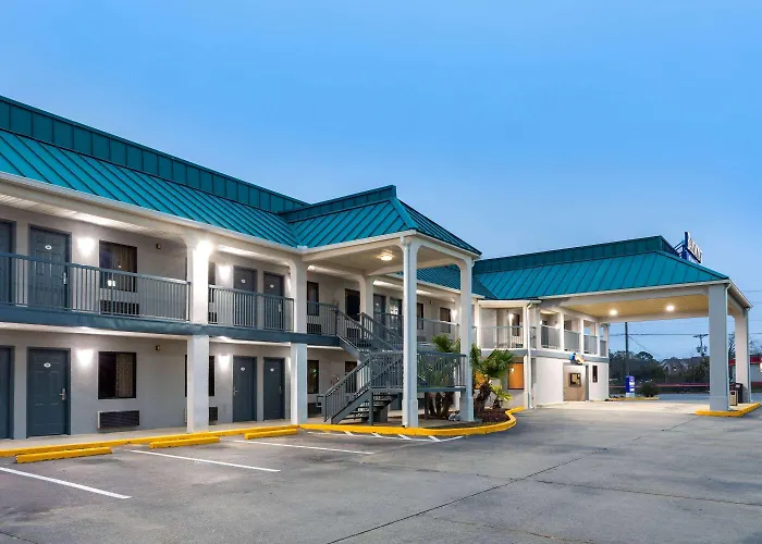 Baymont By Wyndham Biloxi - Ocean Springs