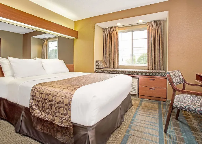 Microtel Inn & Suites By Wyndham Mason