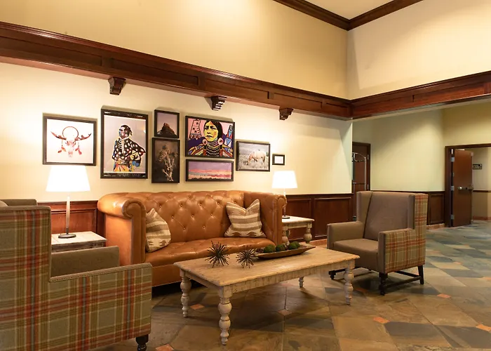 Oxford Suites Pendleton