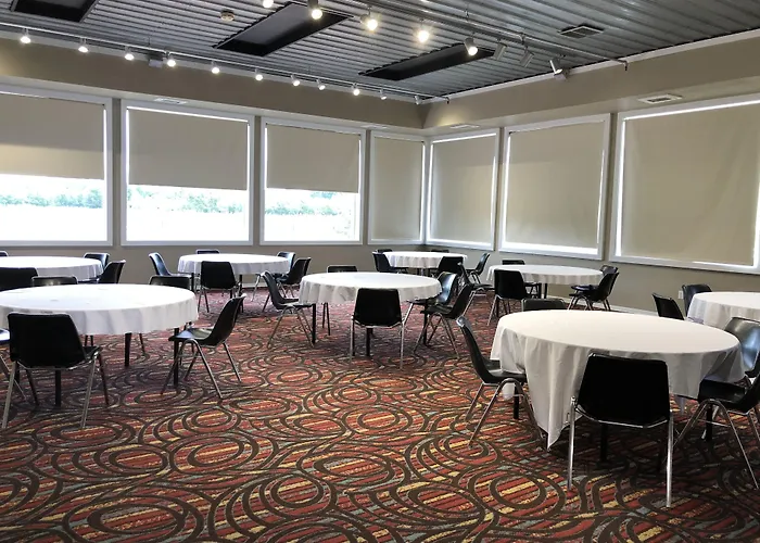 Hometown Inn And Suites Belle Plaine