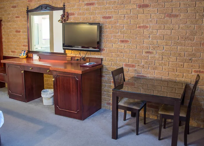 Narrandera Club Motor Inn