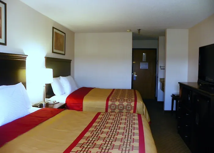 Royalton Inn & Suites Upper Sandusky