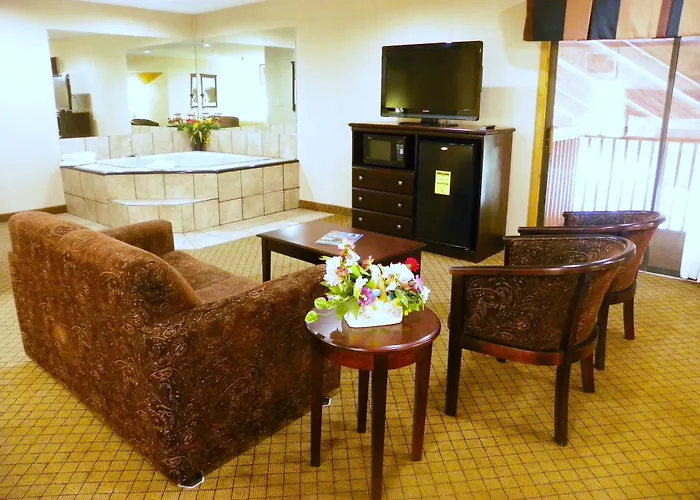 Royalton Inn & Suites Upper Sandusky