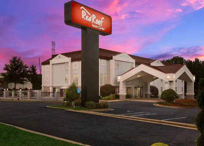 Red Roof Inn & Suites Newnan
