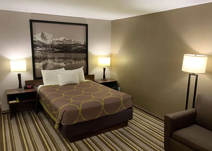 Super 8 By Wyndham Durango