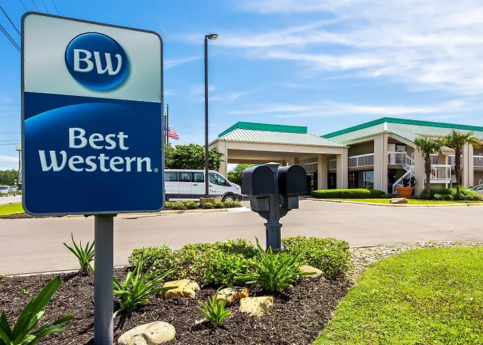 Best Western Flagship Inn
