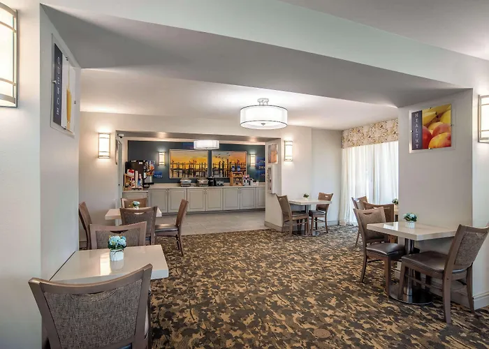 Best Western Flagship Inn