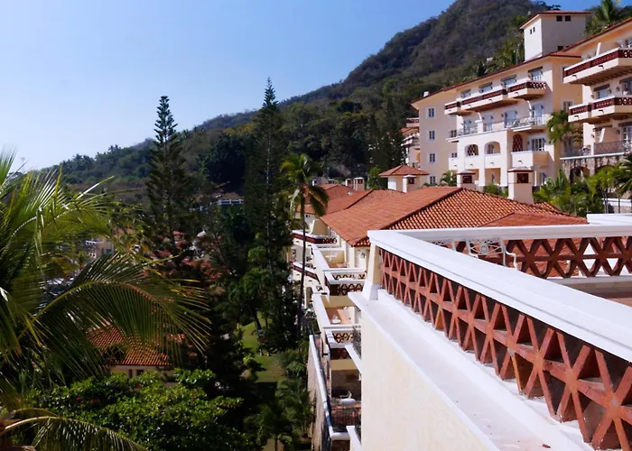 Grand Isla Navidad Golf & Spa Resort With Marina
