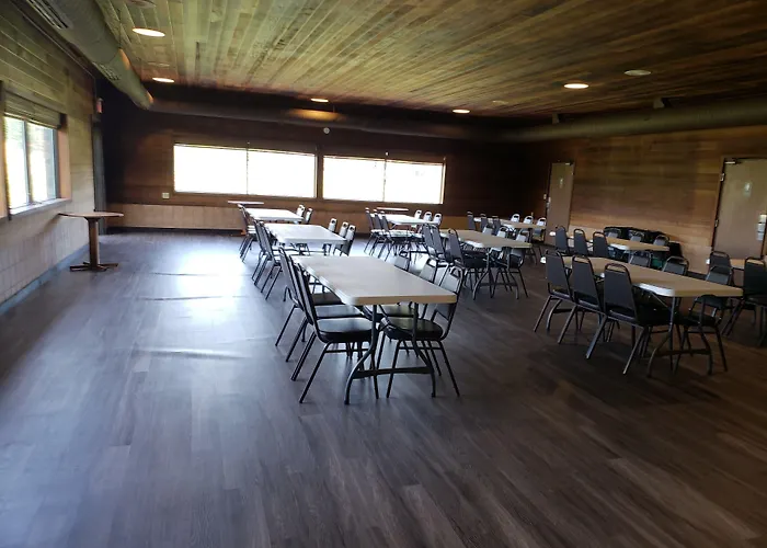 Cobblestone Inn & Suites - Merrill