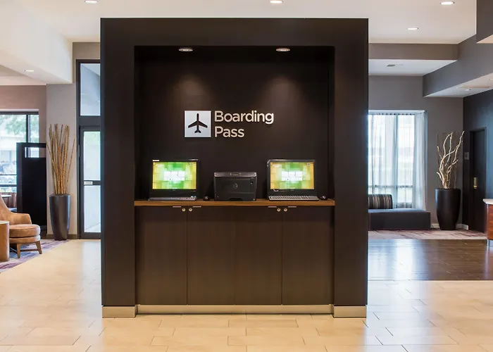 Courtyard By Marriott Seattle Federal Way