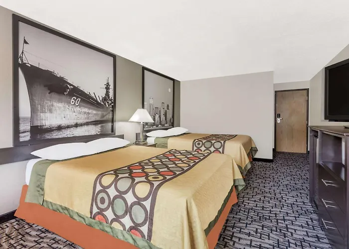 Super 8 By Wyndham Bremerton