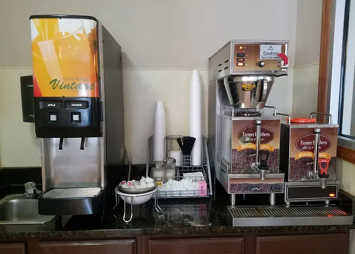 Super 8 By Wyndham Chicago O'Hare Airport