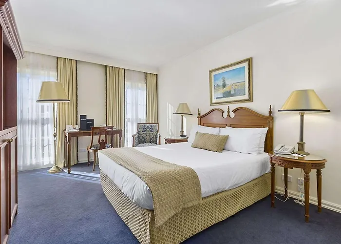 Canterbury International Hotel