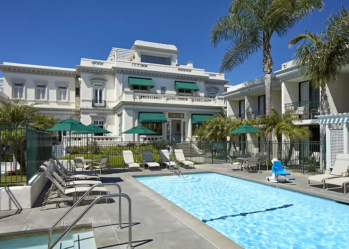 Glorietta Bay Inn