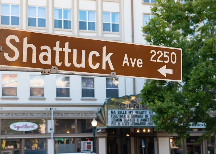 Hotel Shattuck Plaza