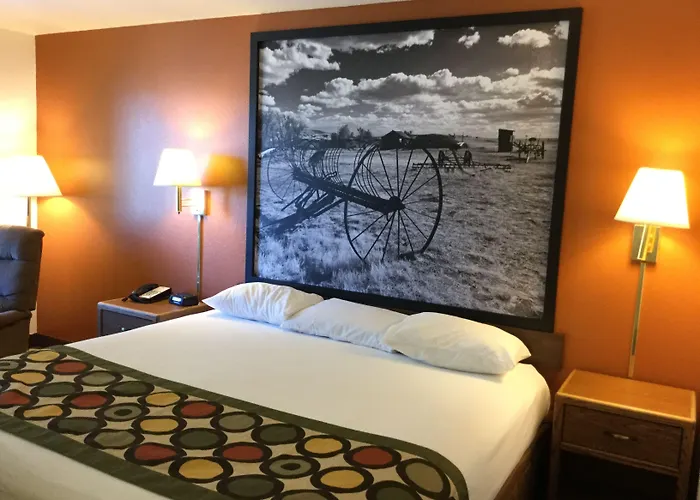 Super 8 By Wyndham Aberdeen East