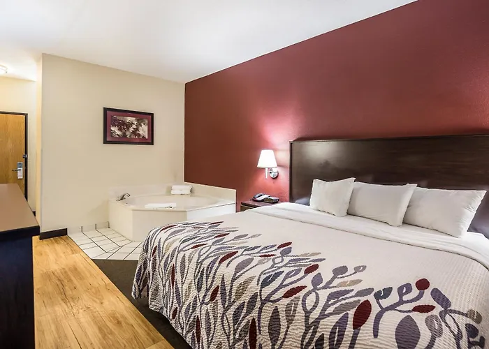 Red Roof Inn St Louis - Troy, Il