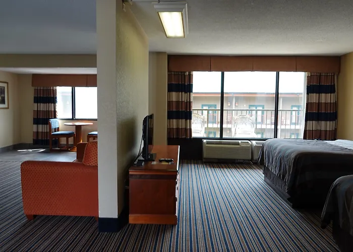 Surestay Plus Hotel By Best Western Gatlinburg