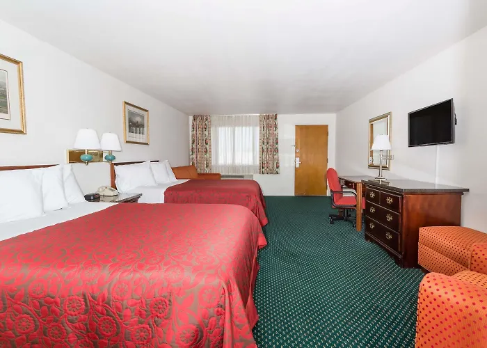 Days Inn By Wyndham Kimball