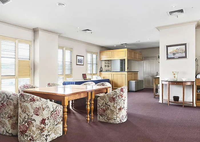 Quality Inn Colonial
