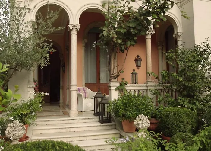 Villa Abbazia Relais & Chateaux