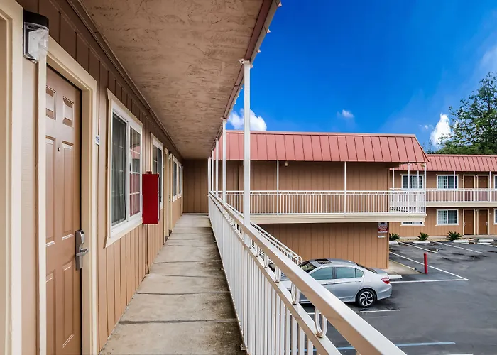 Americas Best Value Inn - Ukiah