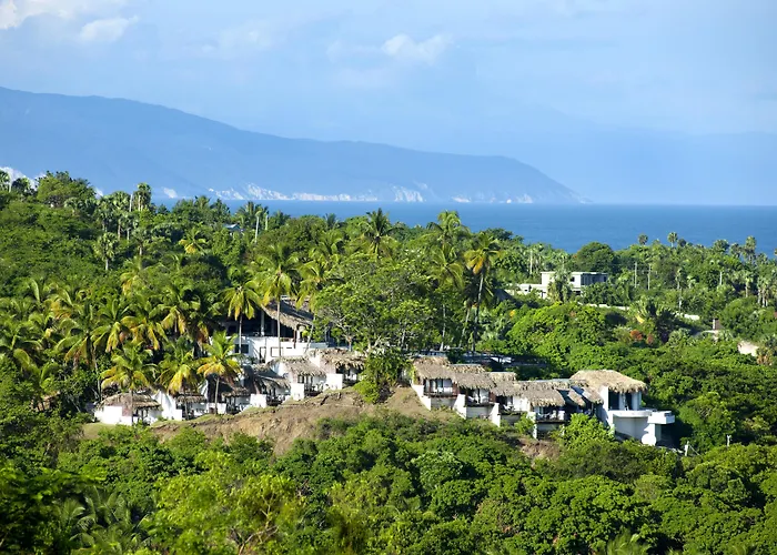 Casa Bonita Tropical Lodge & Spa
