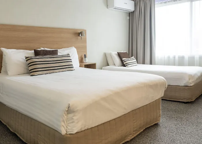 Posthouse Motor Lodge