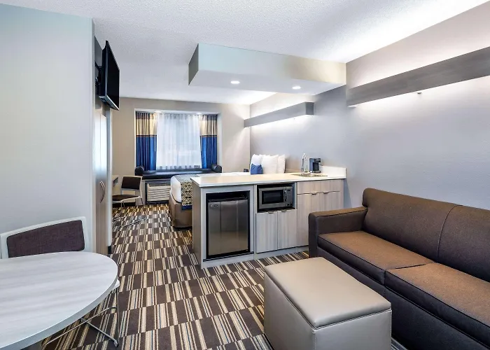 Microtel Inn & Suites By Wyndham Atlanta Buckhead Area