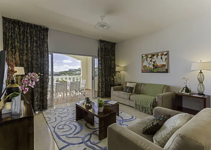 Princess Heights Luxury Condo Hotel