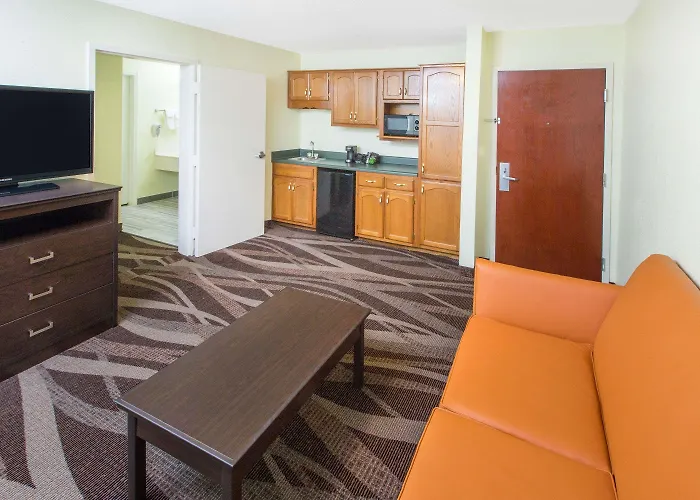Super 8 By Wyndham Southaven