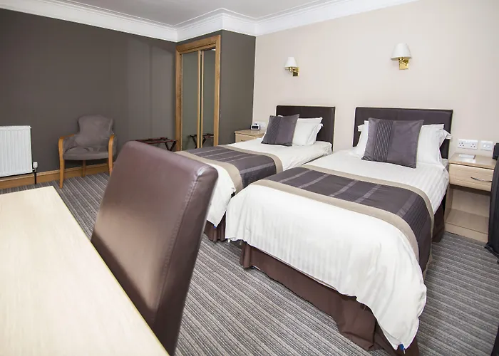 Burnett Arms Hotel
