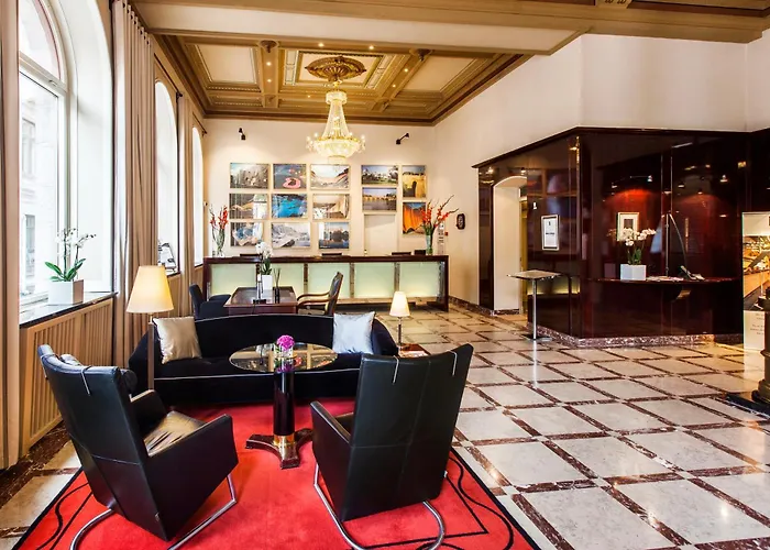 Elite Plaza Hotel
