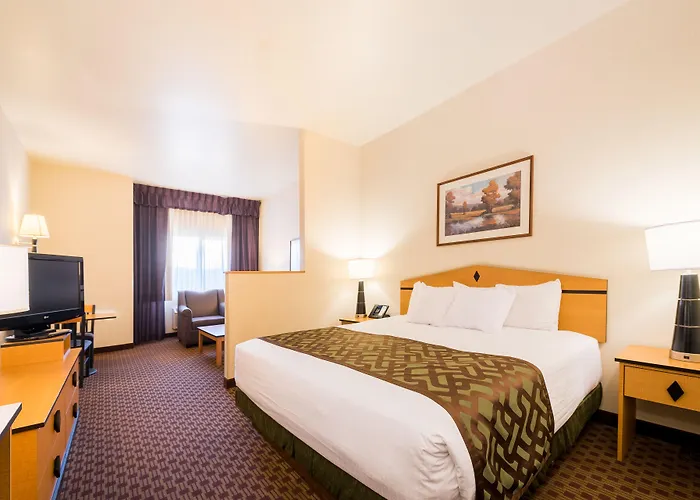 Crystal Inn Hotel & Suites - Great Falls