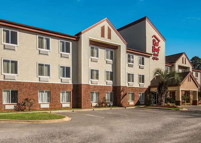 Red Roof Inn & Suites Pensacola East - Milton