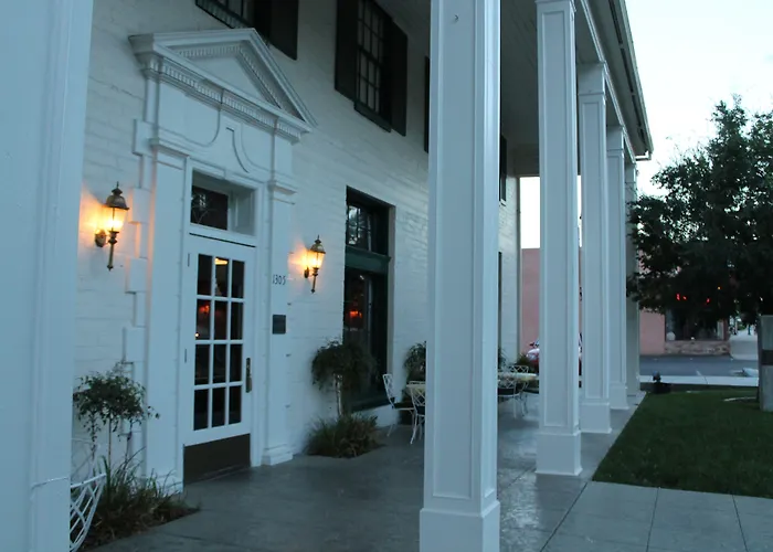 Boulder Dam Hotel