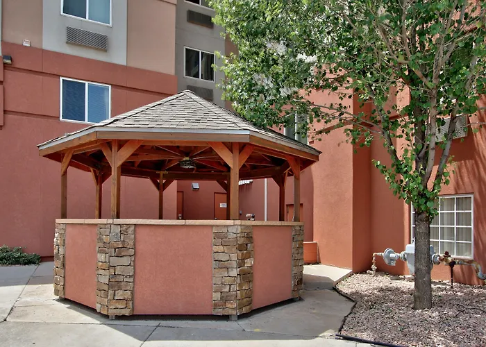 Mcm Elegante Suites (Adults Only)