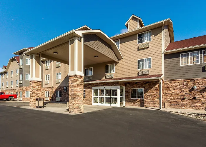 Red Roof Inn & Suites Omaha - Council Bluffs