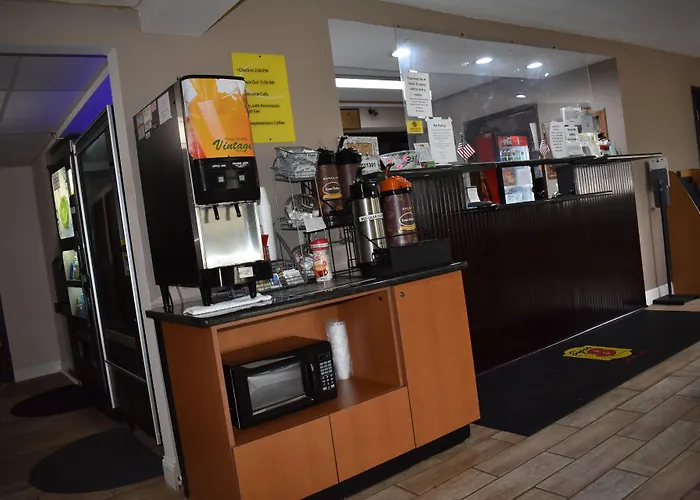 Super 8 By Wyndham La Vale/Cumberland Area