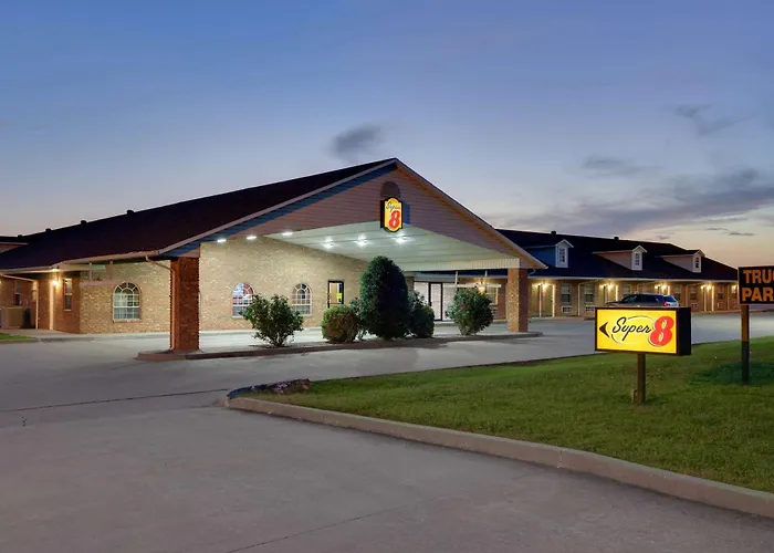 Super 8 By Wyndham Big Cabin/Vinita Area