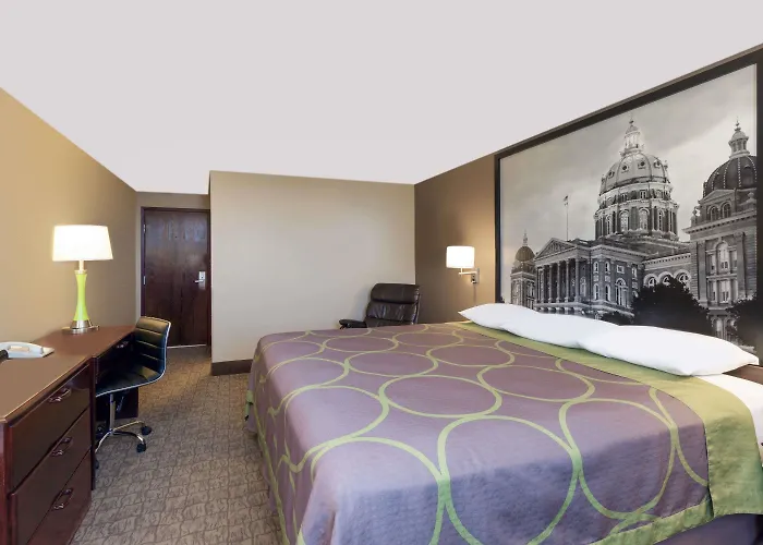 Super 8 By Wyndham Carroll