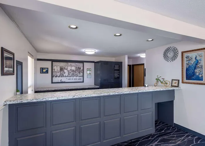 Super 8 By Wyndham Jackson Mn